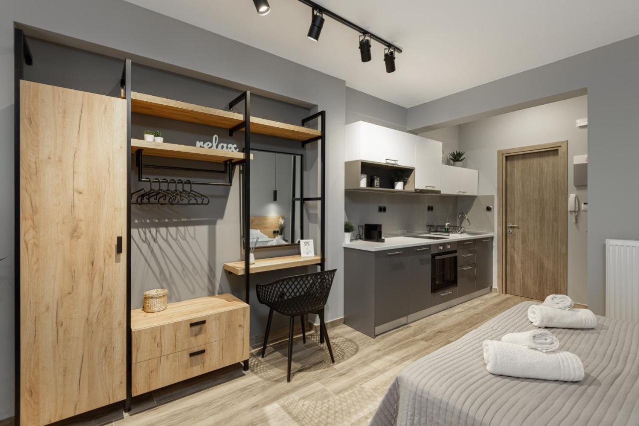 Sts Eight 5.2 Apartment Солун Екстериор снимка