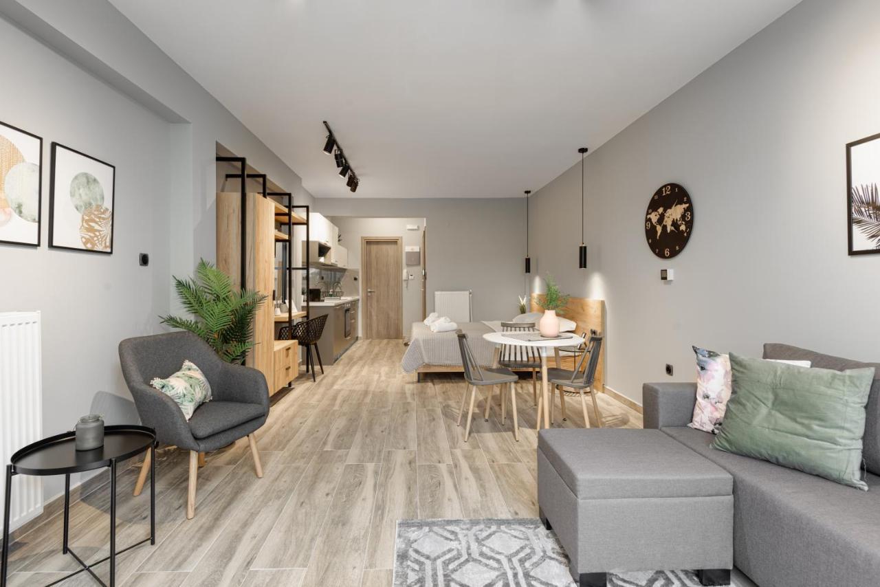 Sts Eight 5.2 Apartment Солун Екстериор снимка